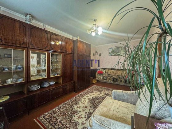 Продаж 2-кімн. квартири, 50 кв.м., вул.Симиренка, буд.5 м. Київ