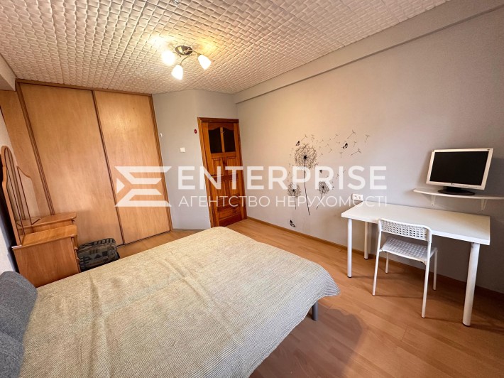 Продаж, 3 кімнатної квартири, Зодчих 50А Святошинський р-н - фото 1