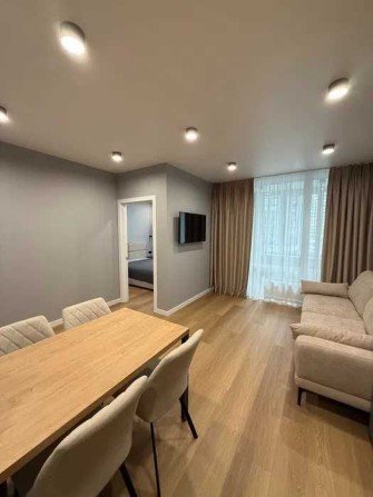 Продам 1 кім Варшавский Варшавський Плюс Виговського буд.13.10 - фото 1
