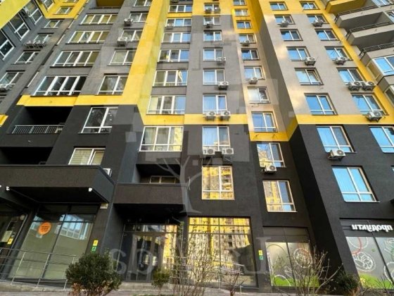 Трикімнатна квартира в ЖК Медовий Київ