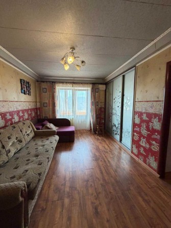 Затишна 1-кімнатна квартира по пр-т Леся Курбаса 10Г - фото 1