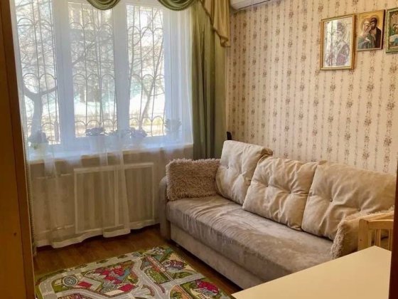 Продаж 2к квартири вул. Волинська 8