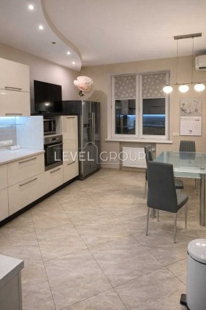 Продаж квартири, ремонт, Дмитрівська 75, Шевченківський р-н, Центр - фото 1