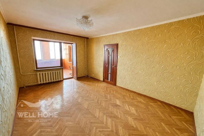 Продаж 3к квартири, вул Чорнобильська, 21, метр Академмістечко-Київ - фото 1