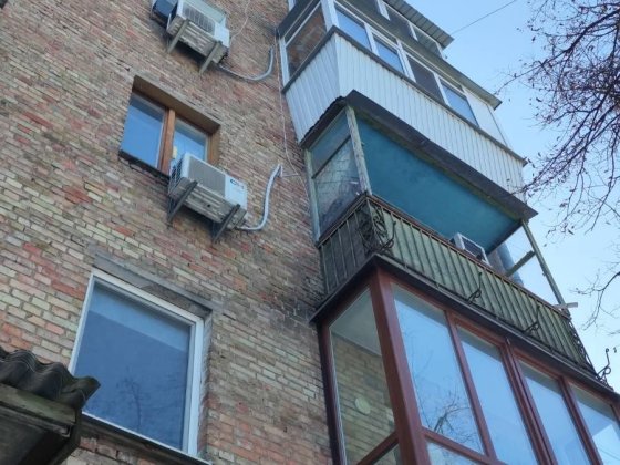 Продаж 1 кімнатна квартира м. Дорогожичі  Без комісії Киев