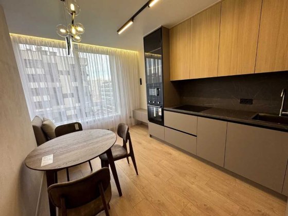 Продаж 1к квартира ЖК Варшавський 2 Олександра Олеся 9а Крістерів Киев