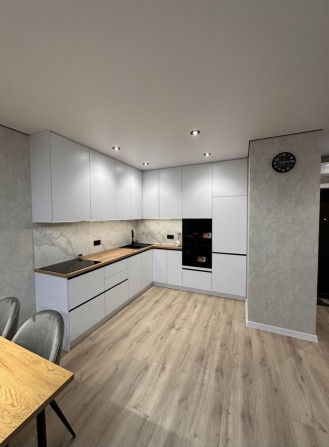 Продаж 1 к вул Родини Крістерів 14 Варшавський 2 - фото 1