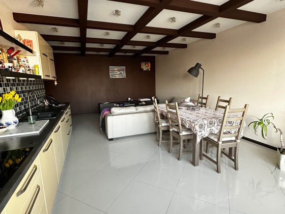 Квартира простора  сучасна Киев