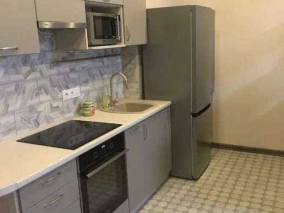 Севастопольска площа, 1 кімнатна з ремонтом на Освіти 16. Київ