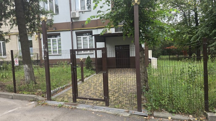 Без комісії! 2кім, с.м. Берестейська - фото 1