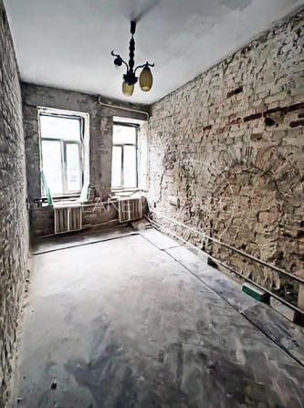 Продам без % 2к квартиру метро Контрактова площа вулиця Межигірська - фото 1
