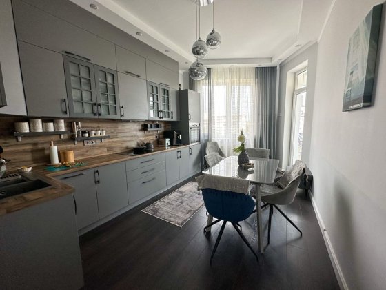 Продажа 3к квартиры (100м2) в ЖК Изумрудный, Шаповала, Кудряшова