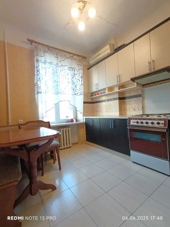 Впервые! Продам 2-х комнатную квартиру (сталинка), - фото 1