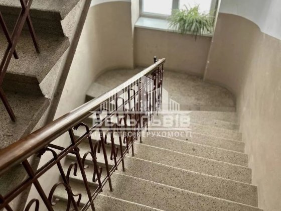 Продаж 3-кім. квартира в Австрійському будинку Львов