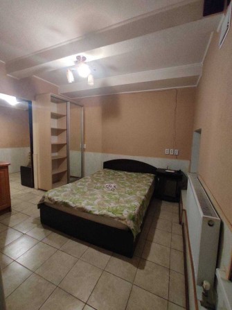 Гостинку Б.Панасовская 86 20 метра м. Центральный рынок, и Вокзальная. - фото 1