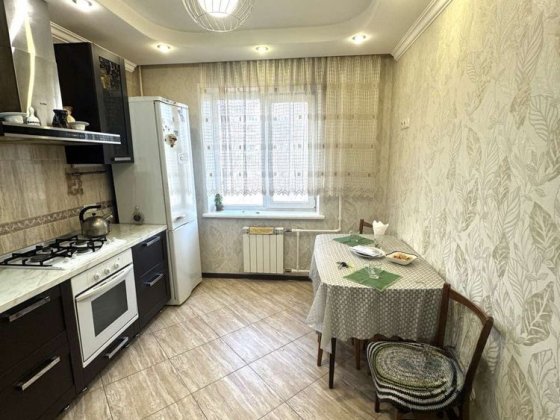 Продаётся 4 ком.кв. ул. Зестафонская на Осипке! Запоріжжя