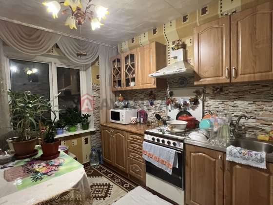 Продається простора 2-кім квартира Запорожье