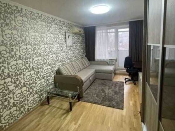 Продаж 2-кімнатної квартири проспект Перемоги 74Г V Харьков