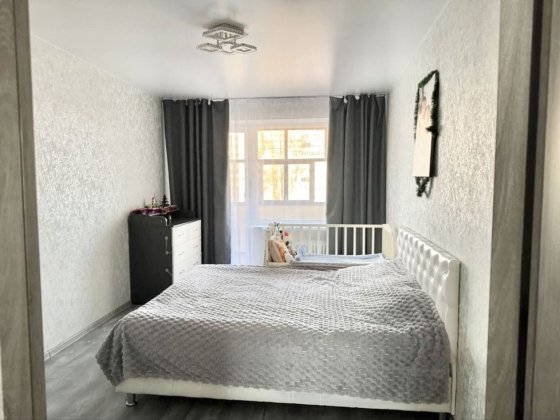 Продаж квартири 3-кімн вул Автозаводська - Піски Запорожье