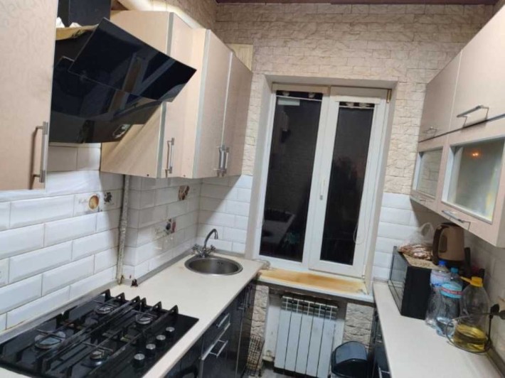 15m 3 квартира метро Индустриальная Восточный круг 7 єВідновлення - фото 1