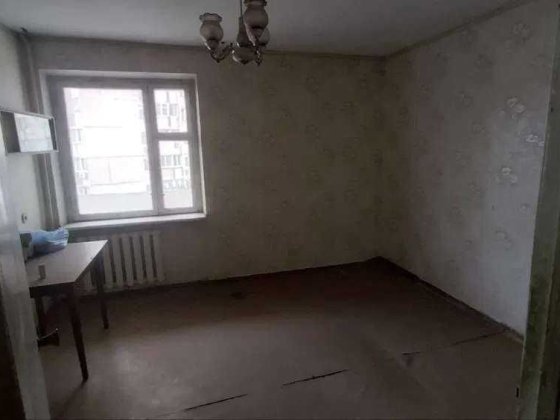 Срочно!!! 2-х ком.кв. 54.5м2 (под ремонт) по Добровольського ул. Одеса