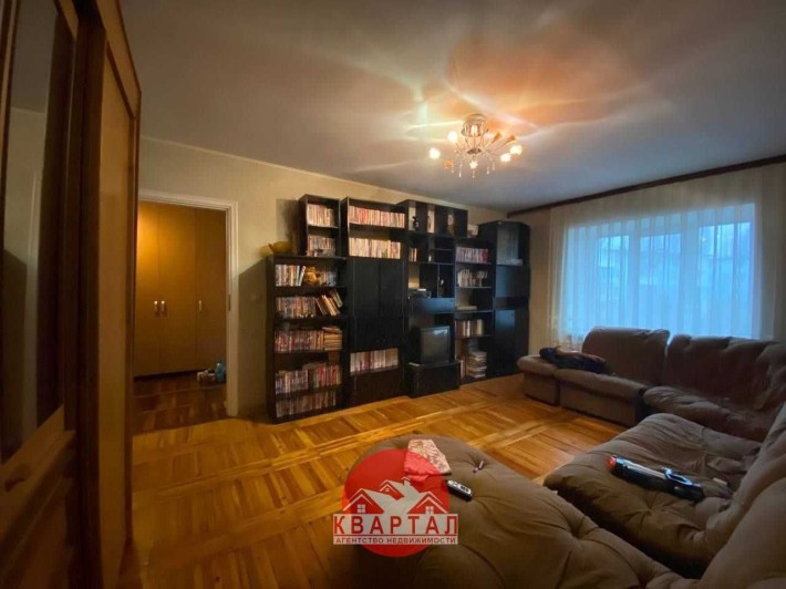 Продается 3-х комн. квартира в кирп. доме 69 кв.м в р-не Гагарина - фото 1