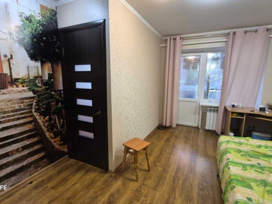 Продам 1-к квартиру з меблями та технікою Запоріжжя