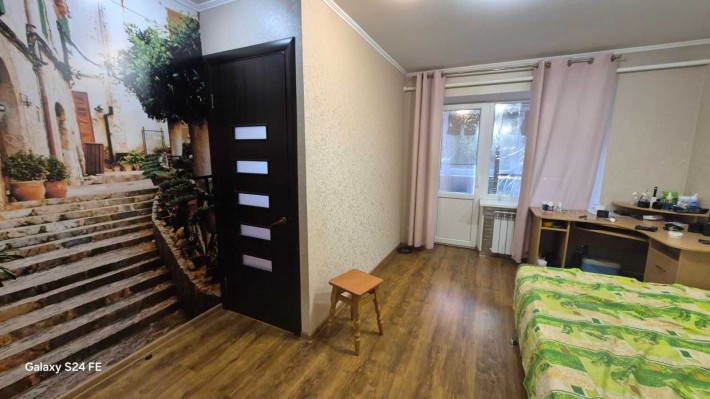 Продам 1-к квартиру з меблями та технікою - фото 1