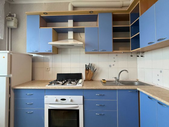 Продаж 2-кім. квартири з ремонтом по вул. Величковського Львов