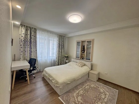 Продаж 2х кімн квартири вул. Златопольська 4, Солом'янка Київ