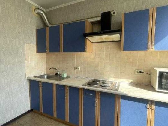 Продам 1 кімнатну квартиру на Таїрова Одеса