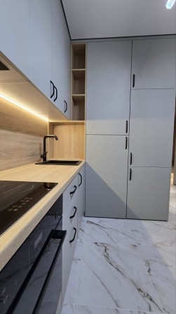 Продам квартиру с шикарным ремонтом. - фото 1