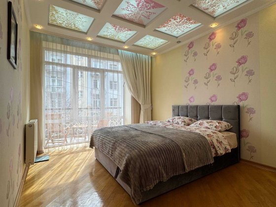 Продаж 4-кімнатної квартири на вул. Личаківська Львов