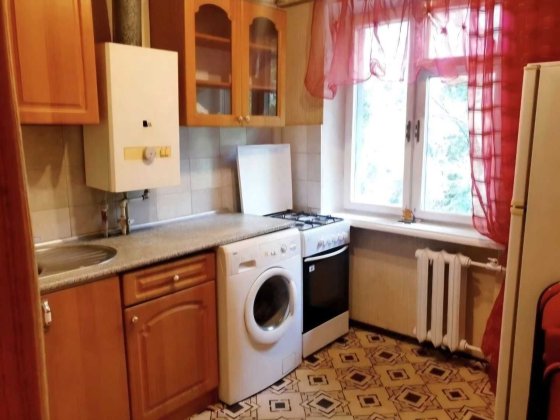 Продается 1 ком квартира по ул. Школьная, Александровский р-н Запоріжжя