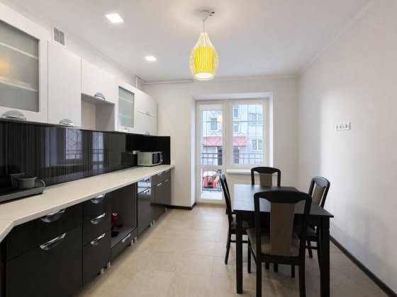 Продаж 2 кім квартири з ремонтом вул.Вернацького Львов