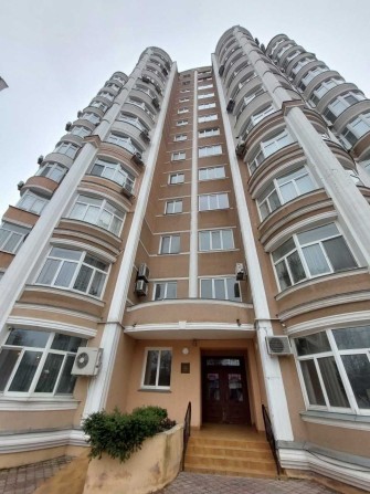 Продам 3-комнатную квартиру в домах Каркашадзе с видом на море! - фото 1