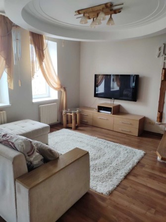 Уютная квартира на Таирова Два уровня Кирпичный дом Ремонт Мебель - фото 1