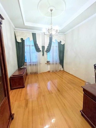Продам 4 ком кв Центр - фото 1