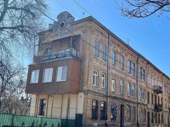 Продаж 2 кімнатна квартира по вул. Лисенка Львів