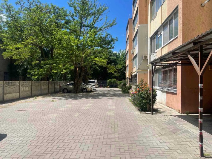 Продаю квартиру.  Миколаївська. Новобудова - фото 1