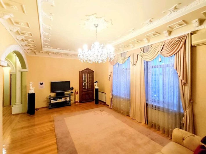 Елітна квартира 196 м² у самому серці Харкова | вул. Сумська | - фото 1