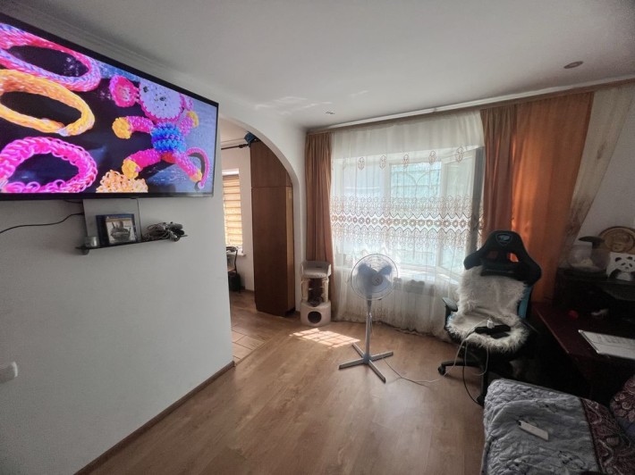 Продам 2х к. квартиру на вул. Козарського  . Світло не вимикають ‼️ - фото 1