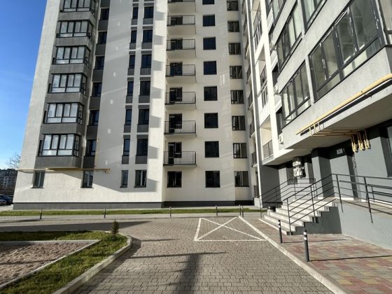 Продаж без комісій. 2 кім вул.Довга 2 кім 90000$ Львов