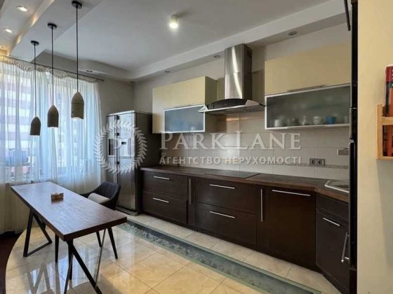 Продам 3к101м2 ремонт Златоустівська Дмитрівська Полтавська Кониського