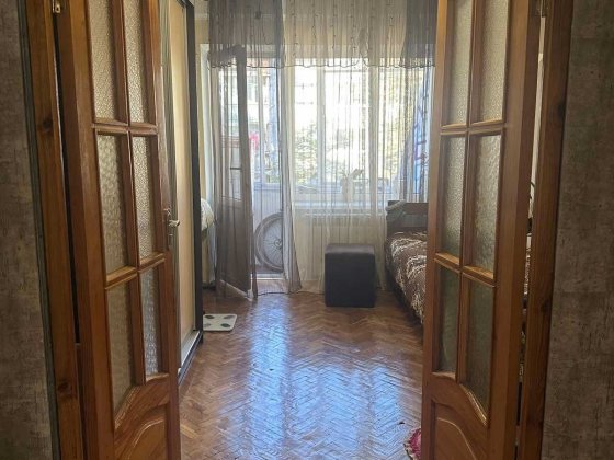 Продам 2-кімнатну квартиру, Ігоря Турчина.