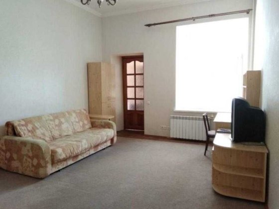 Продам 2к в царському будинку, Саксаганского 92. Центр, м.Університет Киев