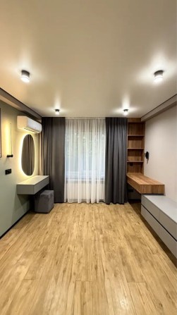 Продам однокімнатну квартиру з сучасним ремонтом - фото 1
