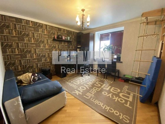 КЛЮЧІ Квартира 4к 120 м2  Верховинця 10 ГРИВНЮ Держпрограми беремо