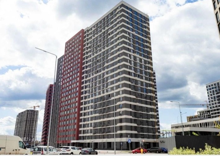 Простора 1-к квартира 48 м² будинок зданий! Варшавський 3 - фото 1