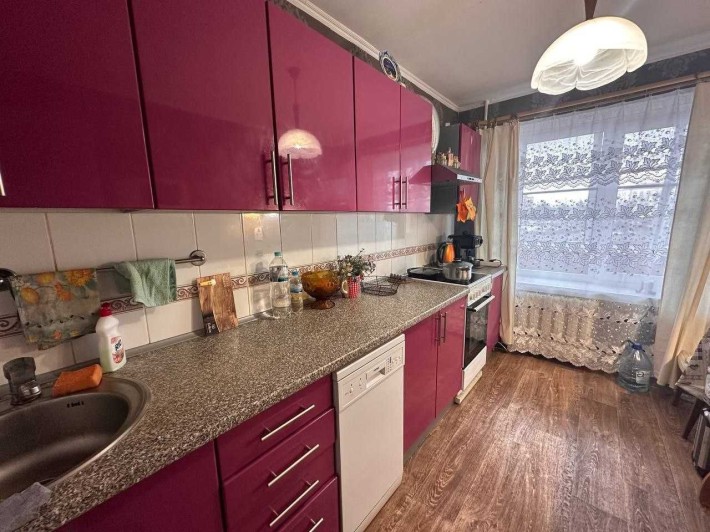 Продаж. Радченка 8. 3кім квартира з ремонтом. 70м2 - фото 1